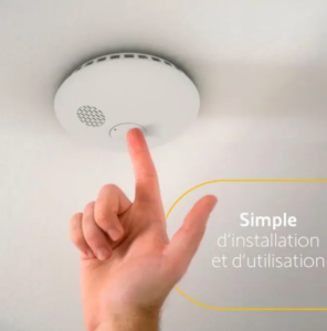 Détecteur autonome avertisseur de fumée Somfy fixé au plafond